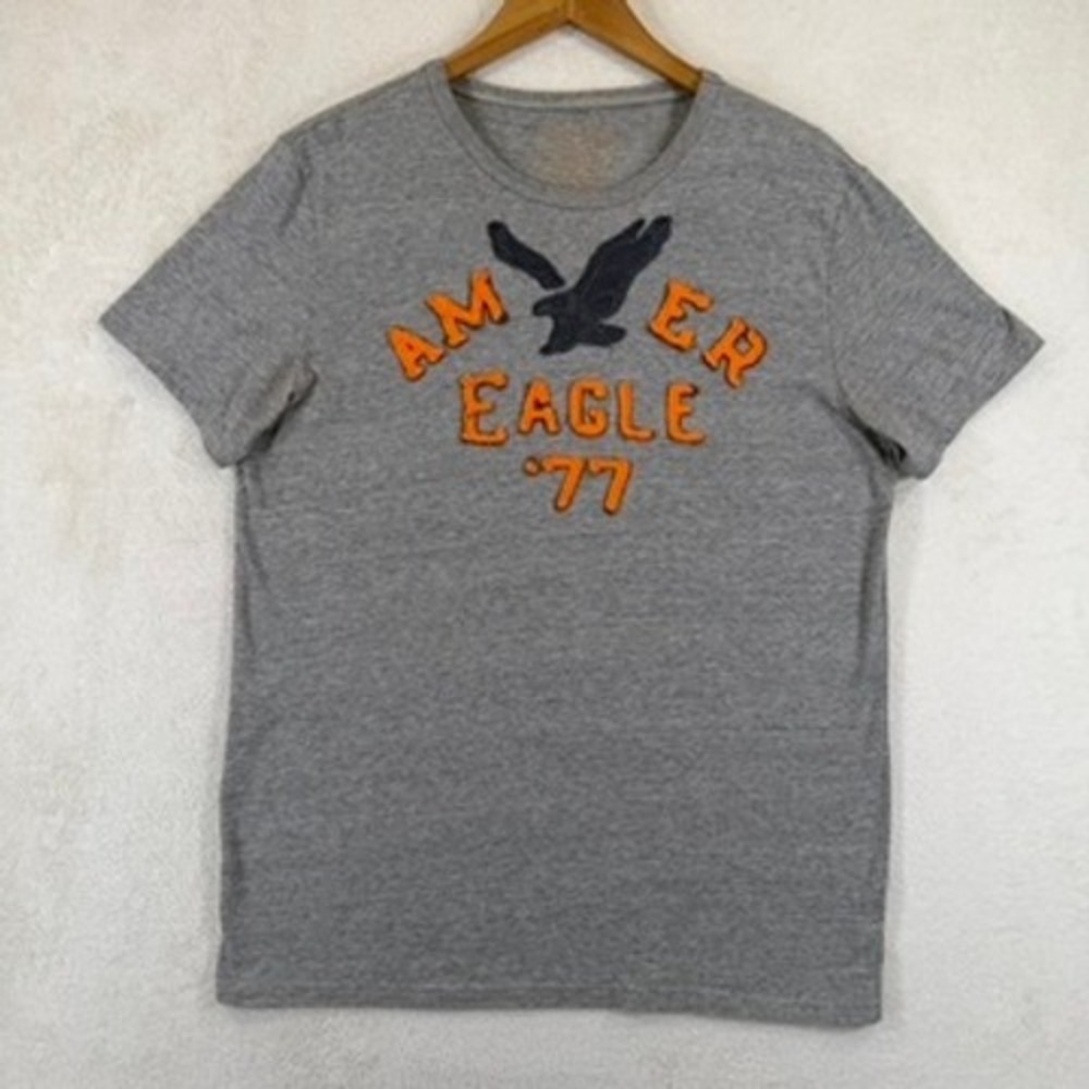 American Eagle Athletic Fit 77 Graphic T-Shirt Mens Gray Orange Embroidered Logo